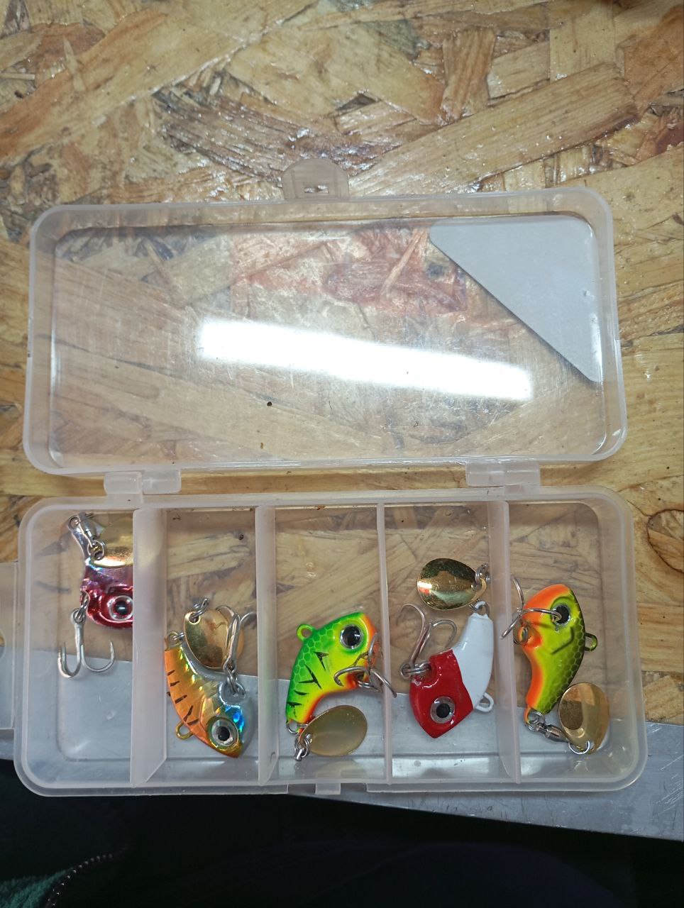 Тел спінер, Зображення 1