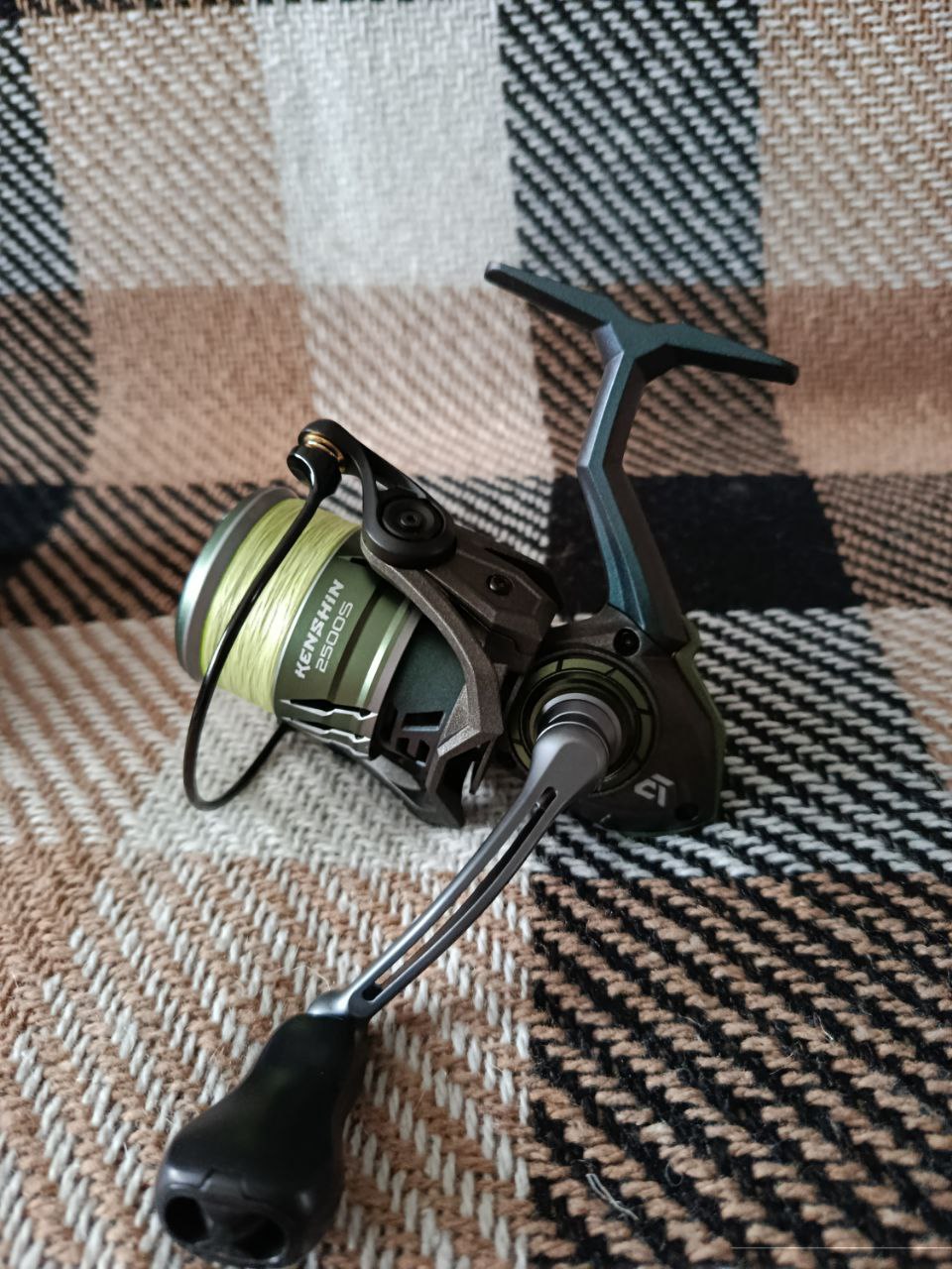 Azura Kenshin 2500s, Зображення 2