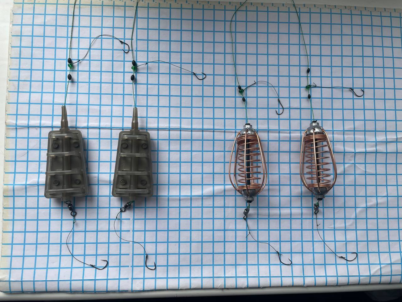 Роболовні кормушки, Зображення 1