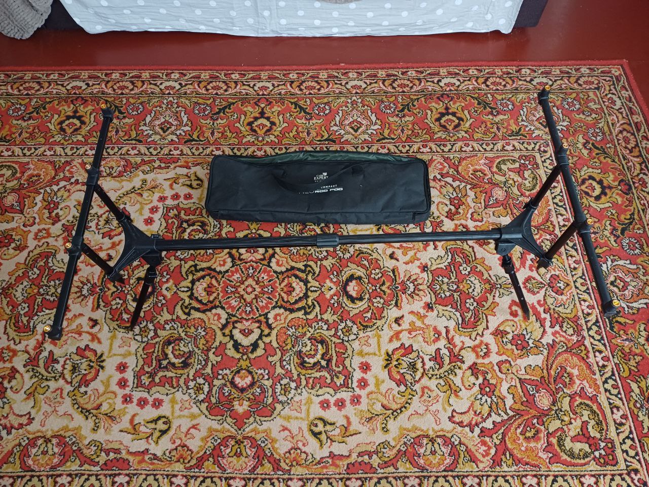 Carp Expert Neo Compact Rod Pod + 4 сигналізатори Flagman Euro Signal Intense, Зображення 2