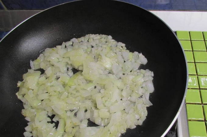 Soften the onion