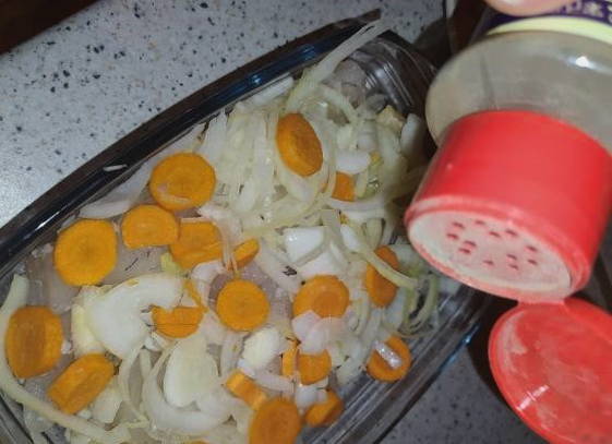 Солим и приправляем