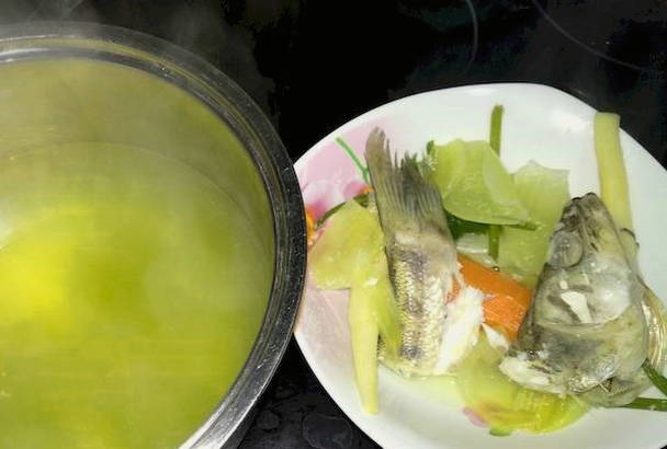 On filtre le bouillon