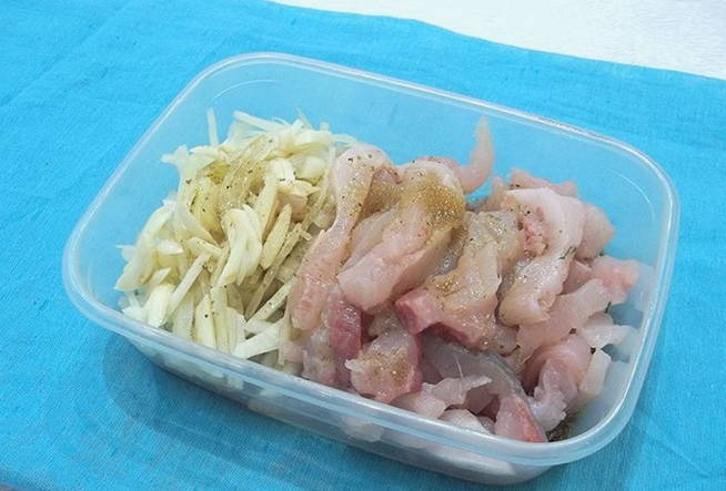 Arroser le poisson