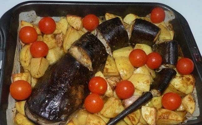 Ajouter les tomates cerises