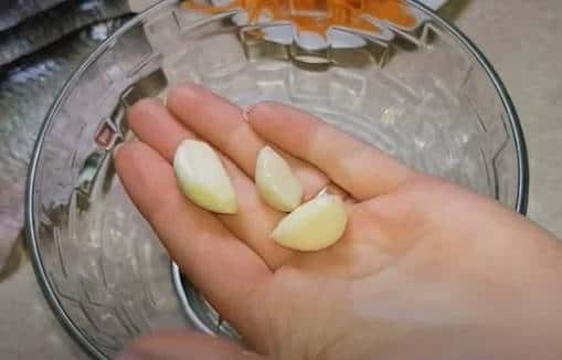 Knoblauch hinzufügen